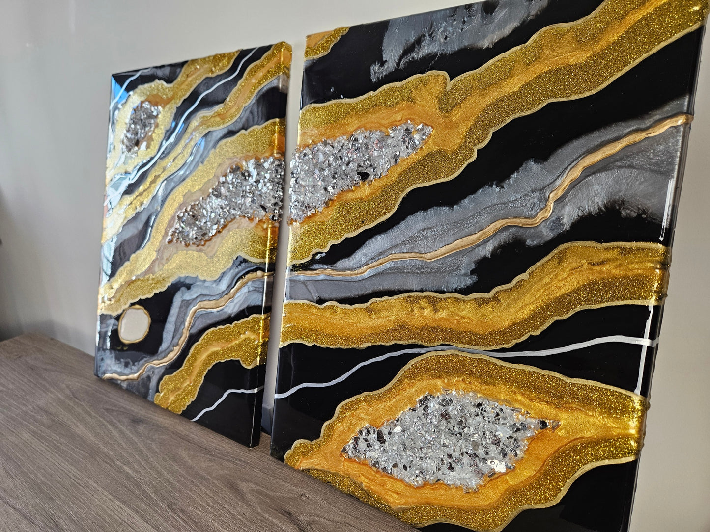 Black-gold Two Peace Wall Art